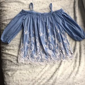 BCX Embroidered Lace Top